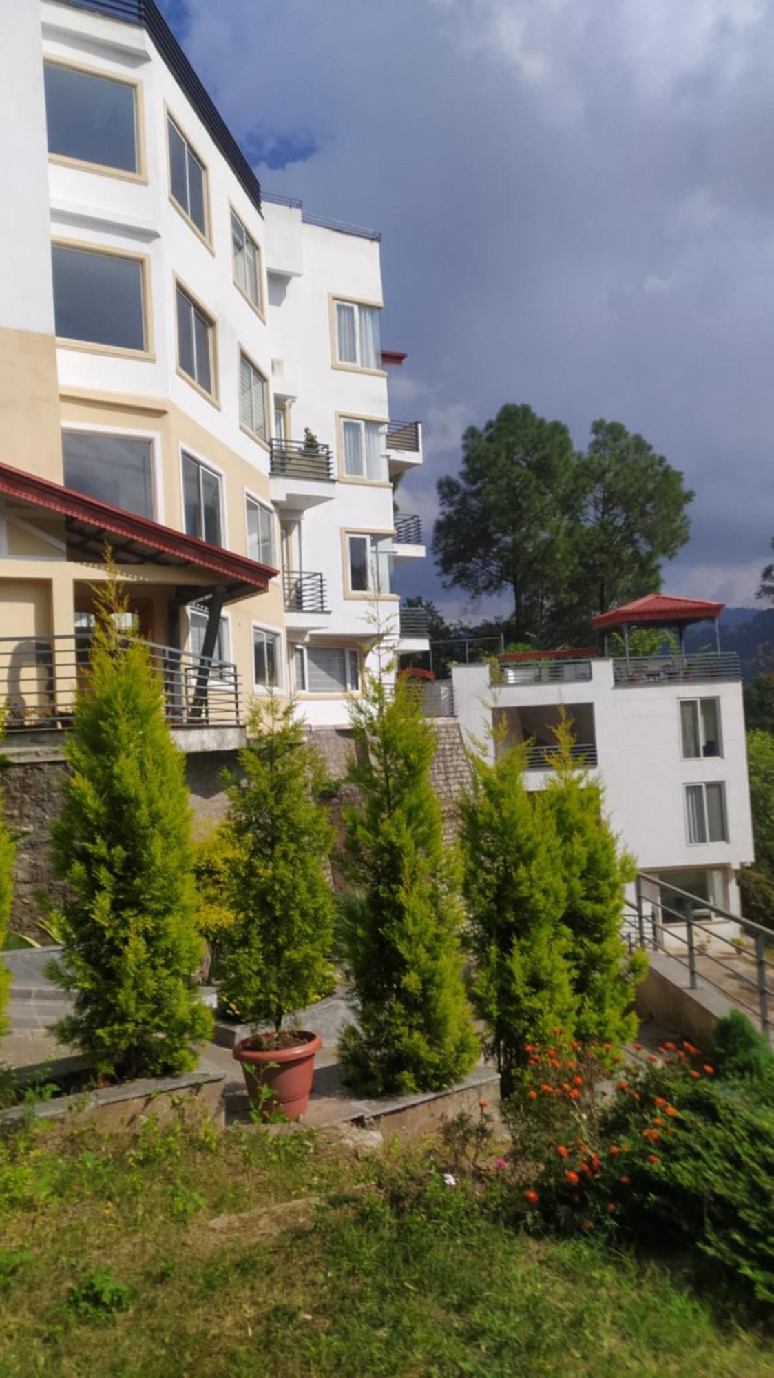 Pine Maderas By Embrace Lägenhet Kasauli Exteriör bild